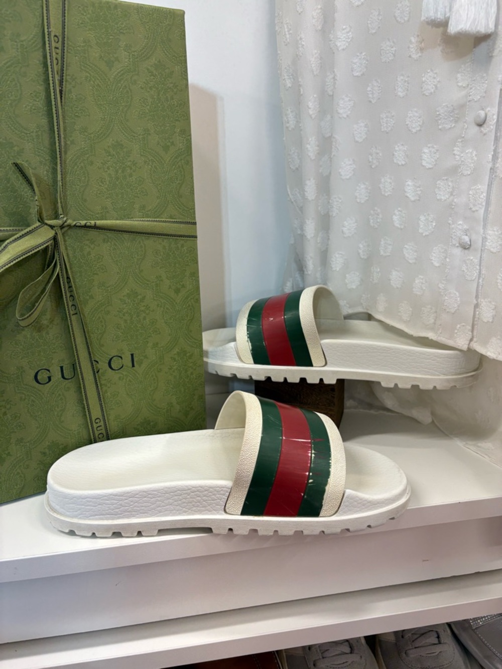 🔥🔥 Gucci White Slides with COA women size 10 men size 8 - Picture 8 of 8
